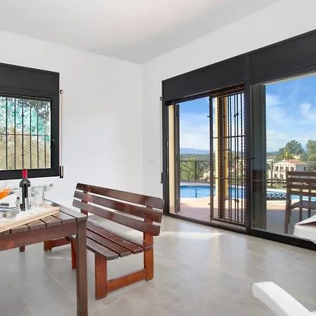 Sleeps 8 וילה יורט דה מאר